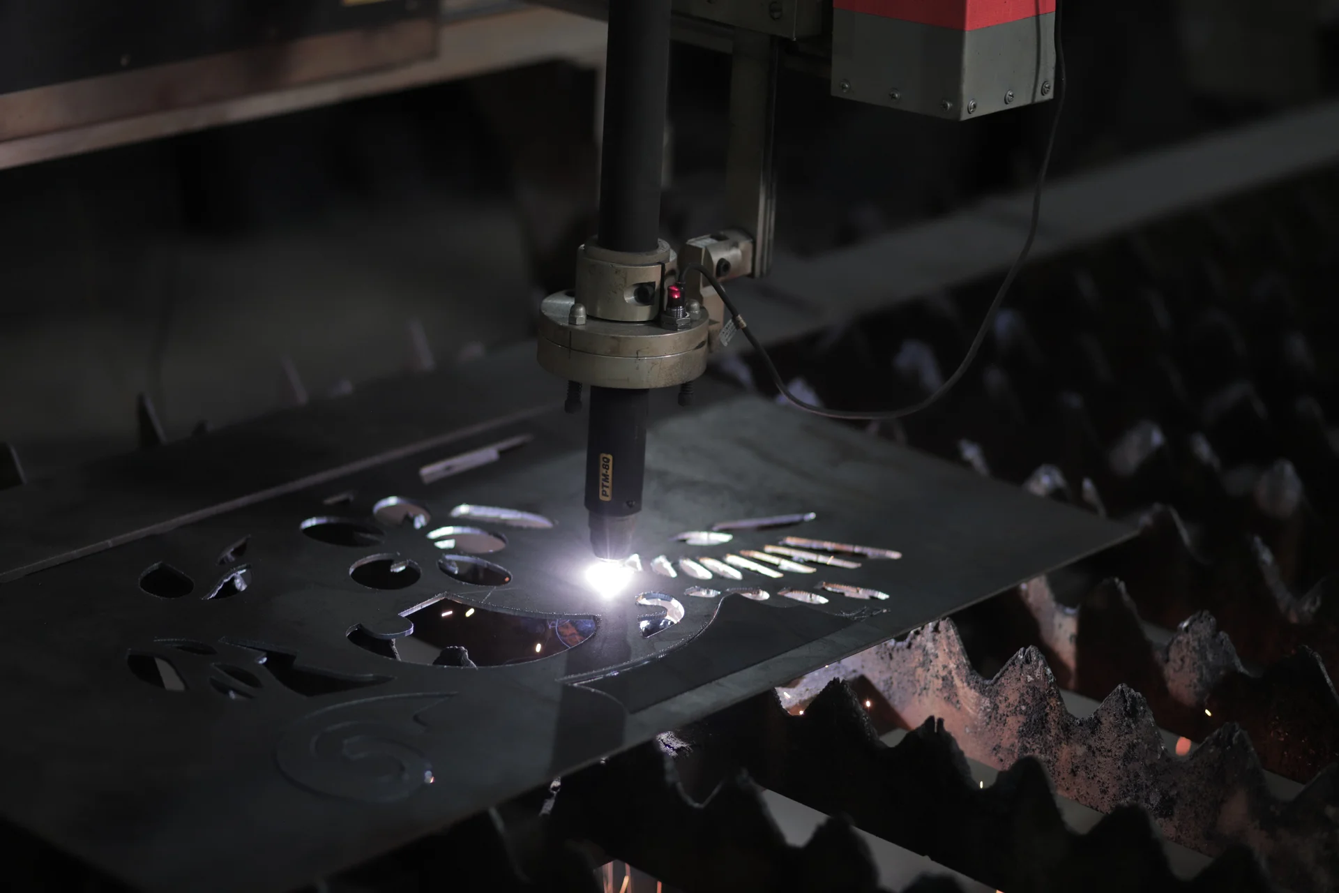 Cutting steel sheet in a workshop